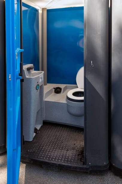 Best Construction site porta potty rental  in Santa Moni, CA
