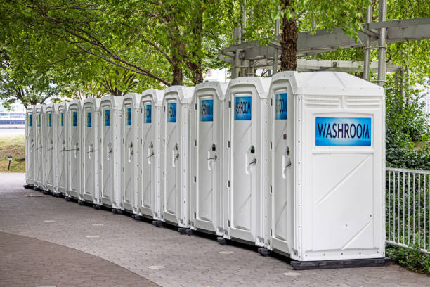 Best Affordable portable toilet rental  in Santa Moni, CA